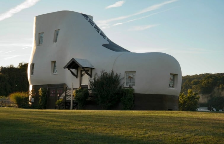 blog_image_unusual-homes@2x - McKissock Learning