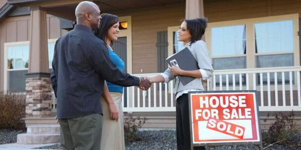 Master the Process: How to Sell a House as a Real Estate Agent  
